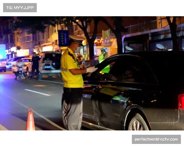 马赛警方通报：成功制止一起针对客队球迷大巴的袭击未遂事件